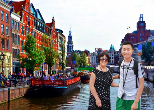 12_2017-08-14_Singel_Stalls of the Bloemenmarkt (Flower Market) Floating in the Singel ��߮�������\�ӻ����܇��Ļ���-10001.jpg