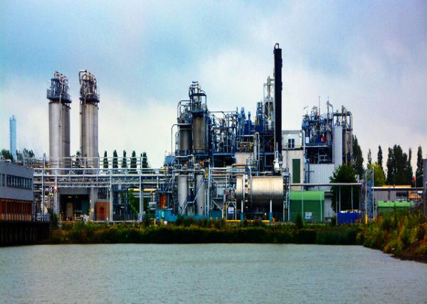 10_2017-08-17_Dordrecht_DuPont Manufacturing Plant �Ű����-10001.JPG