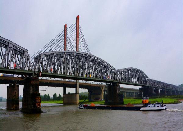 12_2017-08-17_Zalthommel_Dr. W. Hupkes Bridge-10001.JPG