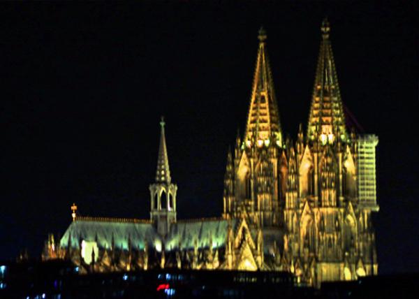 02_2017-08-18_Kölner Dom on the banks of Rhine0001.JPG