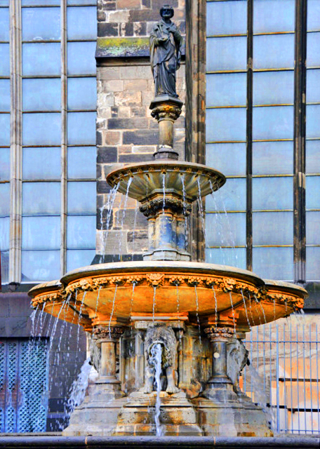 32_2017-08-18_Fountain_Petrusbrunnen @ Domplatte ����³˹��Ȫ0001.JPG
