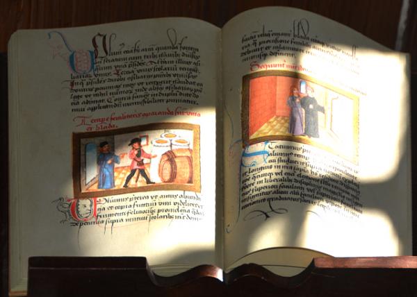 16_2017-08-19_Great Hall_Book from the Middle Ages ��������0001.JPG