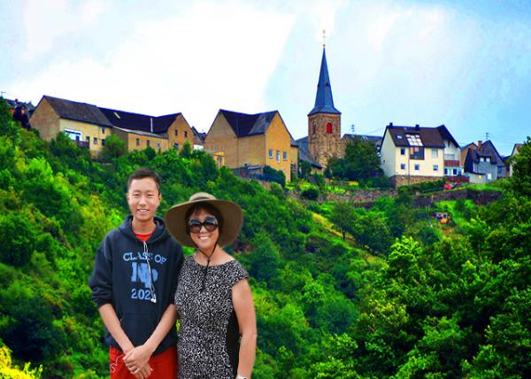 05_2017-08-19_Patersberg_12th-Century Fortified Church of St Pancratius ����˹ɽ��ʮ������ʥ�ӼӾ��������-10001.jpg