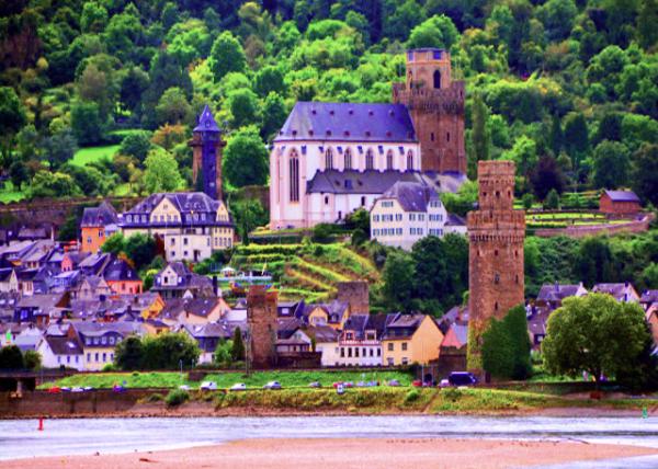 2017-08-19_Oberwesel_St Martin��s Parish Church & Ochsenturm (Ox Tower)-40001.JPG