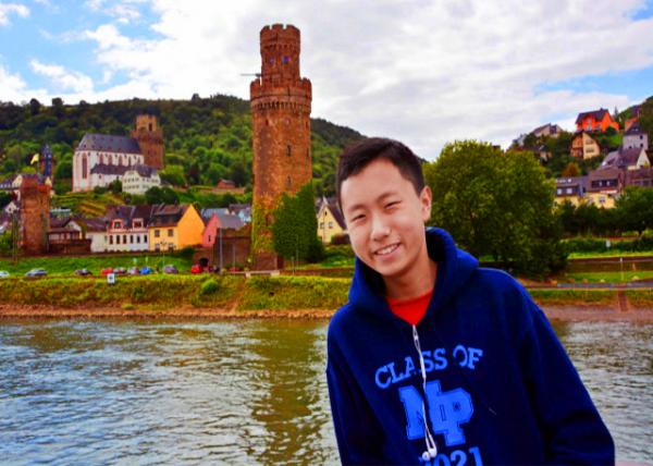 2017-08-19_Oberwesel_St Martin��s Parish Church & Ochsenturm (Ox Tower)-60001.JPG