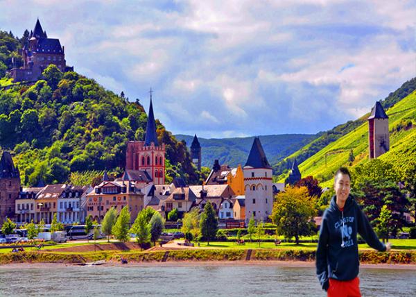 2017-08-19_Bacharach �͹�����_Burg Stahleck �ֽǳǱ�-Ruine Wernerkapelle ά���ɽ��÷���-Peterskirche �˵ý���-Postenturm ����-10001.jpg