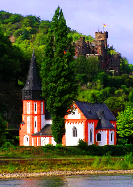 2017-08-19_Trechtingshausen_St Clement��s Chapel & Reichenstein Castle ʥ��������С����������˹̹�Ǳ�0001.JPG