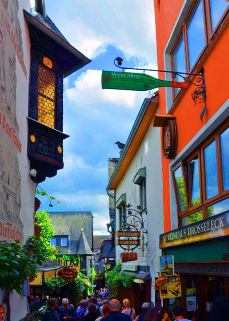 1778989638998752.jpg 08_2017-08-19_St_Drosselgasse in 15C 十五世纪的果蝇巷-20001.JPG