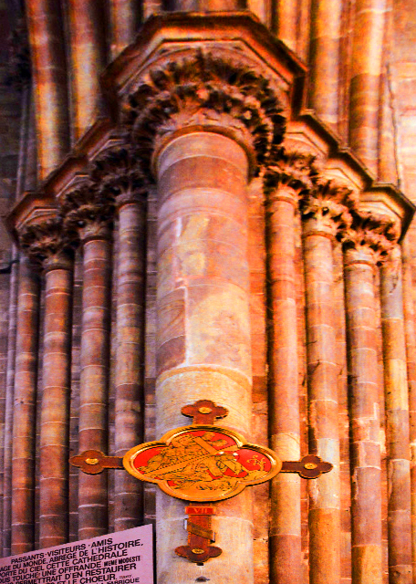 19_2017-08-21_Chapel of St Andre_Coat of Arms0001.jpg