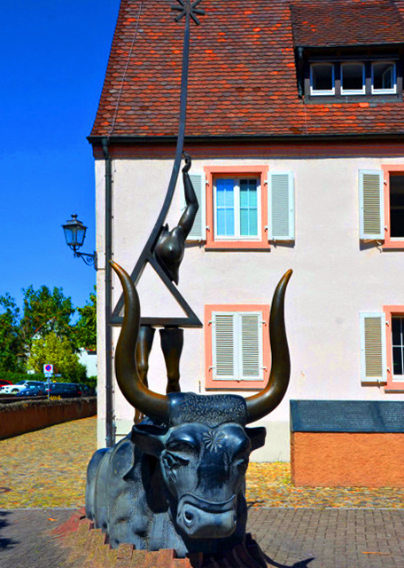 15_2017-08-22_Town Hall_Bull Taurus & Europa ��ţ����ŷ��0001.JPG