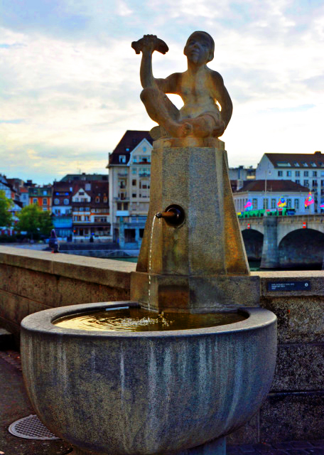 06_2017-08-23_Fountain_Knabe mit Fisch-Brunnen ��ͯ����Ȫ0001.JPG