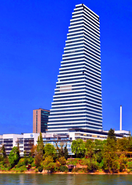 25_2017-08-23_Pharma_Roche Tower, the Highest Bldg in Switzerland ����������ʿ��ߵĽ���0001.JPG