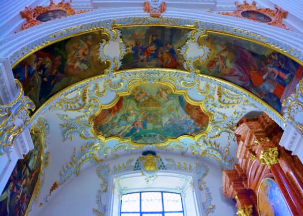 13_2017-08-23_Church_Jesuit_Vault Ceiling ����0001.JPG