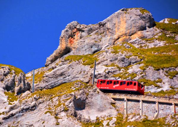 02_2017-08-24_Cogwheel Railway w the Slope @ 48 Degree-10001.JPG