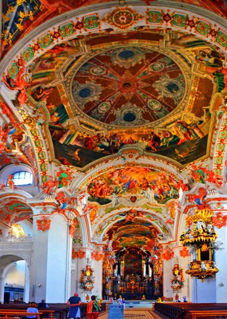 18_2017-08-24_Abbey Church_Nave0001.JPG