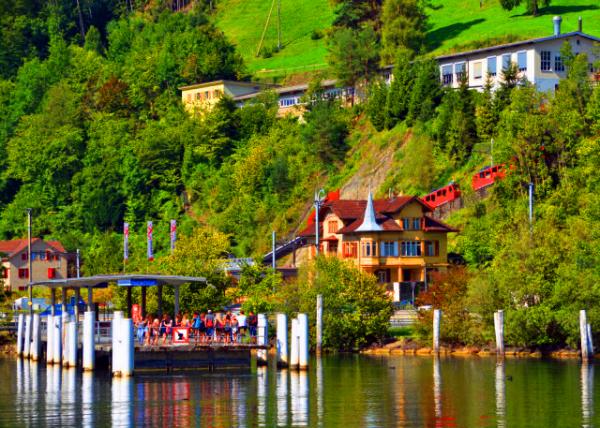 03_2017-08-24_Alpnach Pier �������ɺ���ͷ0001.JPG