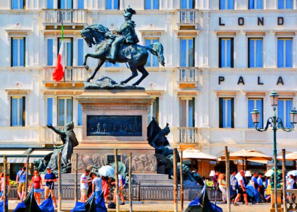 09_2018-07-09_Statue_Monumento Nazionale a Vittorio Emanuele II ά����¡�����Ŭ�����������Ҽ�� 0001.JPG