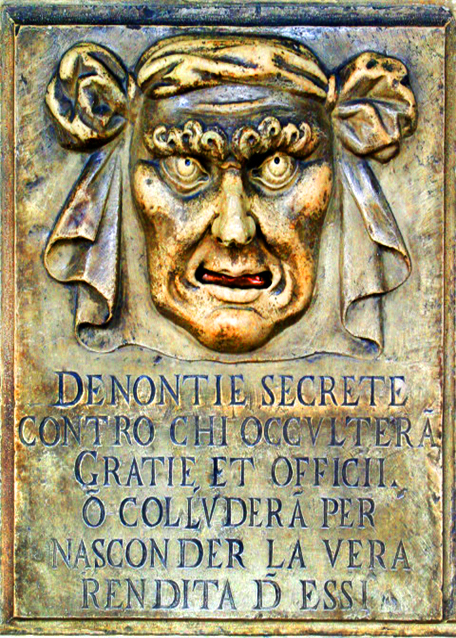 2018-07-09_Doge's Palace_Lion's Mouth, A  Postbox for Anonymous Denunciations ʨ�졪�ռ������ŵ�����0001.JPG
