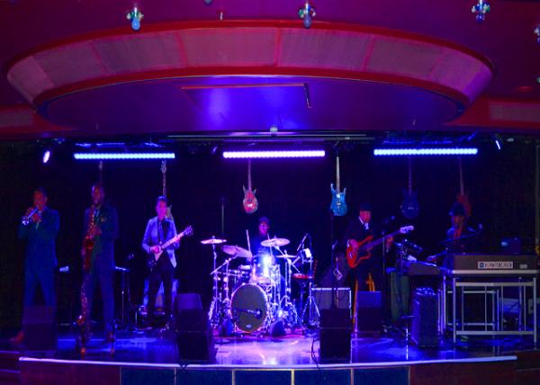 13_2018-07-12_Deck-2_Lower Promenade_BB King's Blues Club & America's Test Kitchen �������ࡤ��³˹���ֲ�0001.JPG