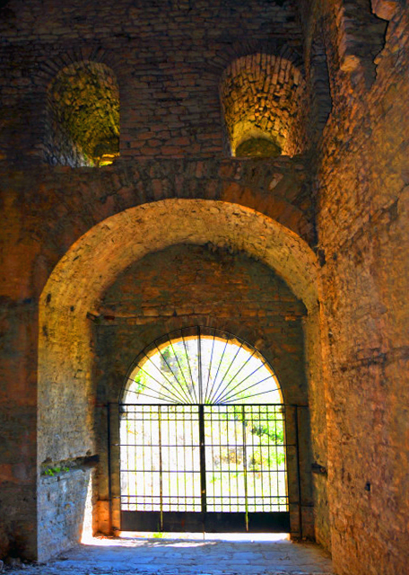14_2018-07-14_Fortress_Arched Doorways Ҫ�������δ���-30001.JPG