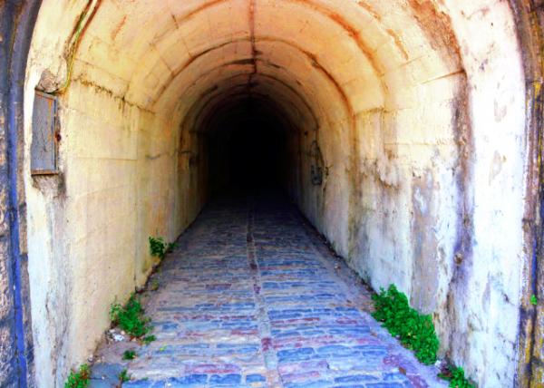 18_2018-07-14_Cold War Tunnel ��սʱ�ڽ���ķ��ն�0001.JPG