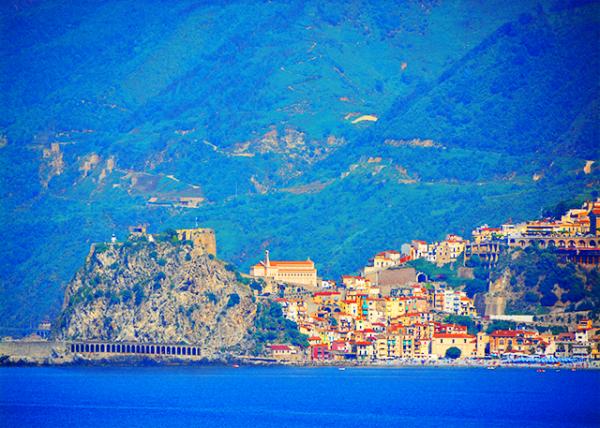 04_2018-07-16_Scilla_Ruffo Castle & Church of the Holy Spirit in Scilla0001.JPG