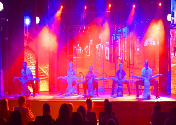 20_2018-07-16_Oosterdam's Singing & Dancing_1000 Steps ��˹�ص������֡��������衪ǧ��̨��0001.JPG