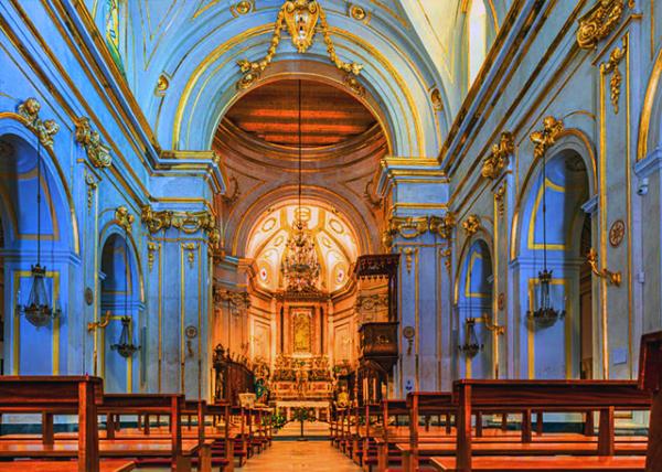 12_2018-07-17_Positano_Church of Santa Maria Assunta_Interior.jpg