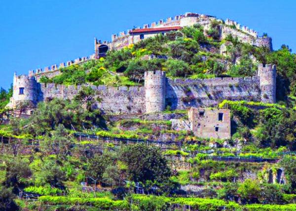 02_2018-07-17_Maiori_Castle of San Nicola in 9C ��Ԫ�����ͽ����ʥ������Ǳ�.JPG