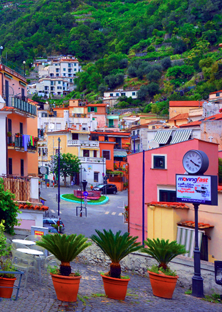 08_2018-07-17_Cetara_Downtown in Front of Colorful, Terraced Bldgs Nestled into the Steep Green Hillsides0001.jpg