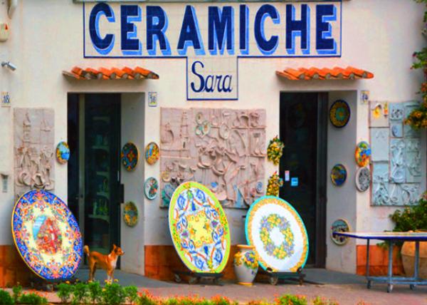 09_2018-07-17_Vietri sul Mare_Polychrome Ceramic Store ���յ�0001.JPG