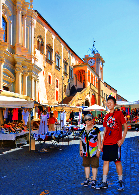13_2018-07-18_Tarquinia_Piazza Giacomo Matteotti0001.jpg