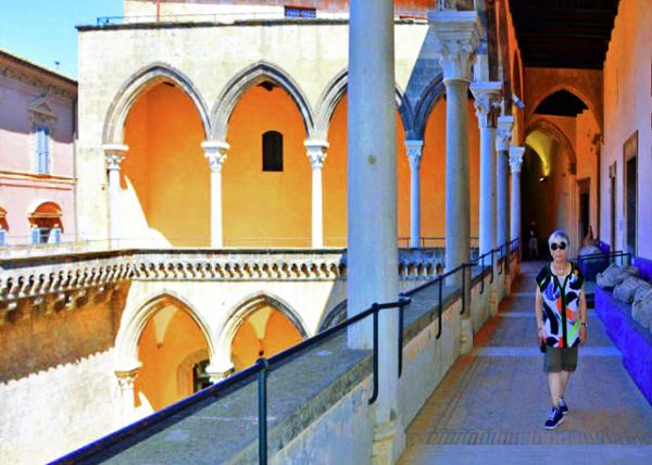 05_2018-07-18_Tarquinia National Museum_Loggia0001.JPG