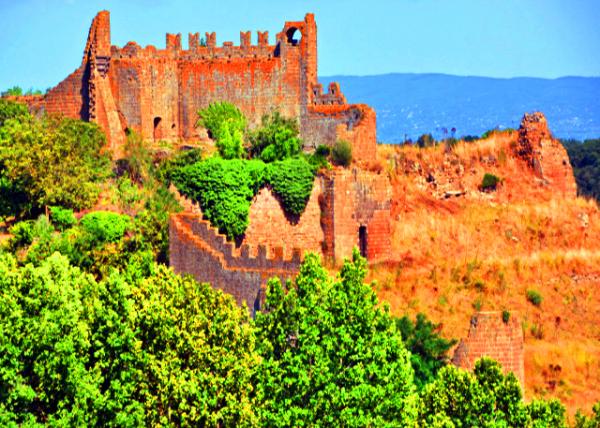 2018-07-18_Ruins of Rivellino Castle-20001.JPG