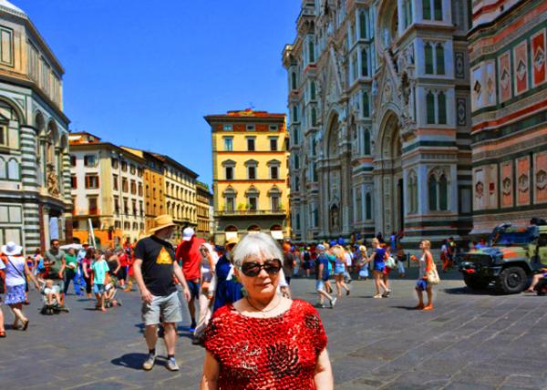 04_2018-07-19_Florence_Piazza del Duomo the Heart of Florence's Historic Center-20001.JPG