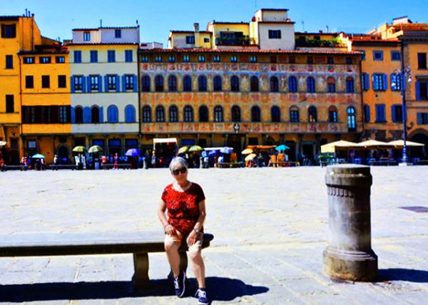 04_2018-07-19_Florence_Piazza di Santa Croce_Palazzo dell'Antella-10001.JPG