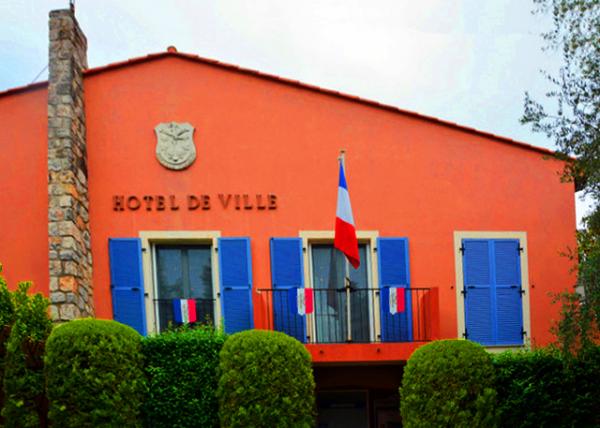 02_2018-07-20_Èze_Hotel de Ville ����0001.JPG