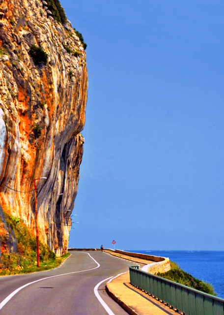 05_2018-07-20_Beaulieu-sur-Mer_Zigzag Hwy �������������ѵĸ���-30001.JPG
