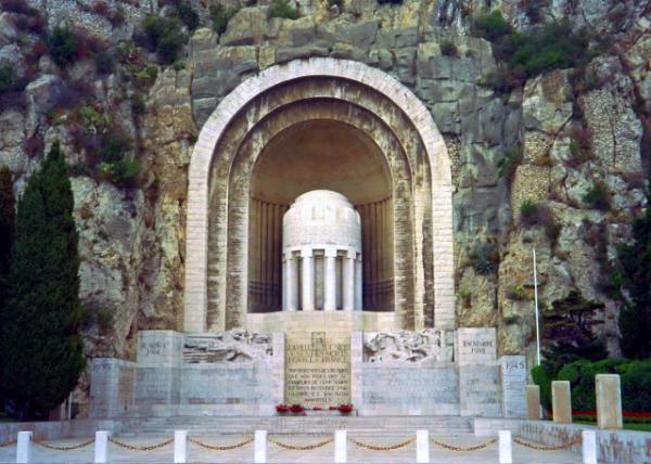 04_2018-07-20_Nice_Monument aux Morts ��ʿ���0001.JPG