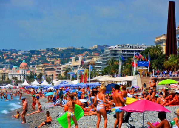 2018-07-20_Nice_Nine Oblique Lines ���ܡ�����б�ߡ�0001.JPG