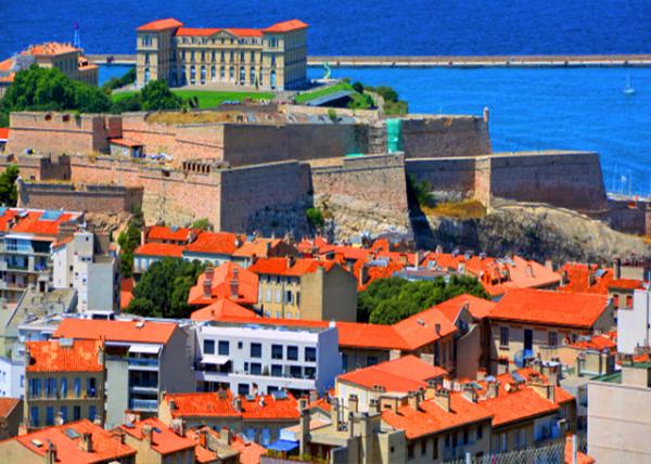 20_2018-07-21_Marseille_Pharo Palace & Abbaye Saint-Victor ���޹���ʥά�����޵�Ժ0001.JPG
