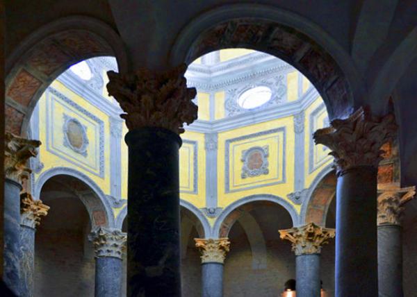 14_2018-07-21_Aix-en-Provence_Cath��drale Saint-Sauveur_Merovingian Baptistery0001.JPG
