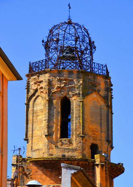 1780687420693584.jpg 17_2018-07-21_Aix-en-Provence_Eglise du Saint-Esprit_Tower0001.JPG
