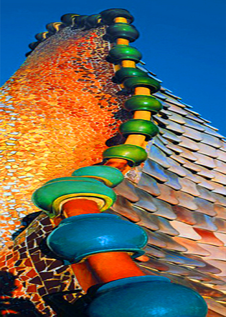 04_2018-07-22_Casa Batll��_Dragon-back Roofline-20001.JPG