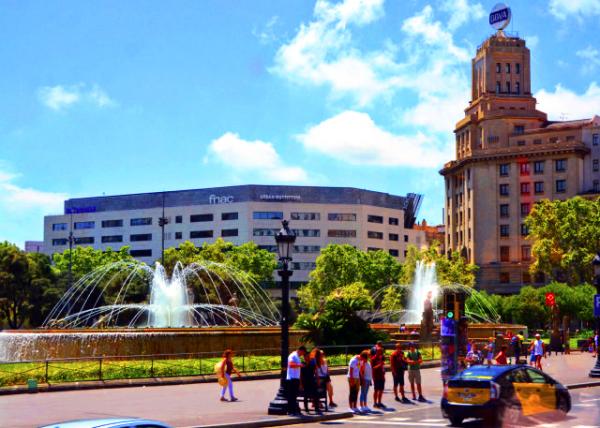 10_2018-07-22_Plaza Catalunya_Banesto Building0001.JPG