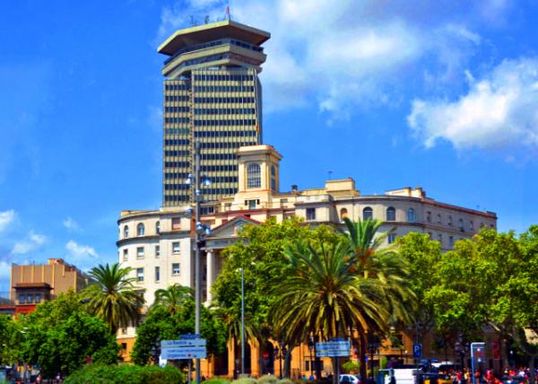 15_2018-07-22_Comand��ncia Naval de Barcelona & Edifici Col��n0001.JPG
