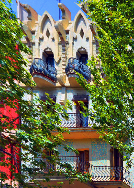 19_2018-07-22_Apt @ Carrer de Val��ncia in Catalan Art Nouveau0001.JPG