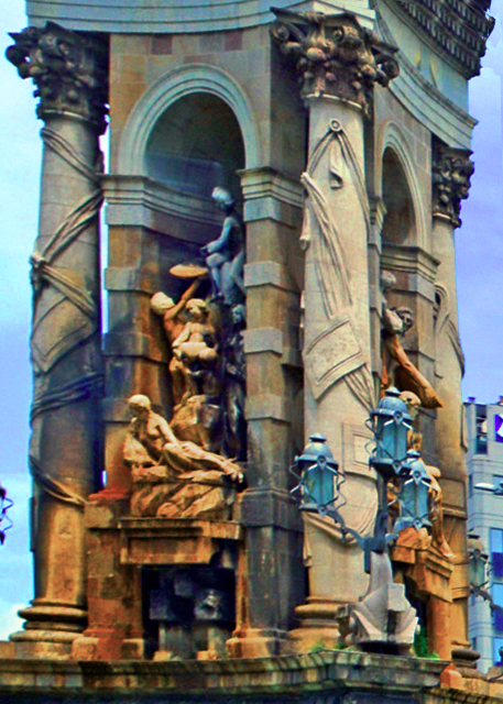 2018-07-22_Placa Espana_Monument-30001.JPG