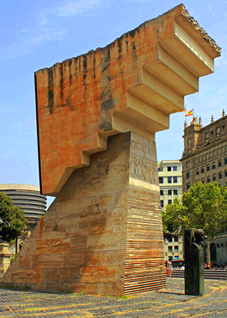 19_2018-07-22_Plaza Catalunya_Monument to Francesc Maci�� ������˹���������Ǽ��0001.JPG