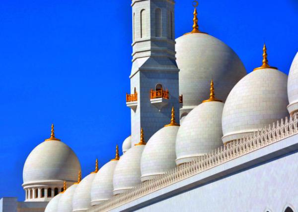03_2013-12-07_Sheikh Zayed Grand Mosque_82 Domes of Seven Different Sizes 82�����ֲ�ͬ��С��Բ��-80001.JPG
